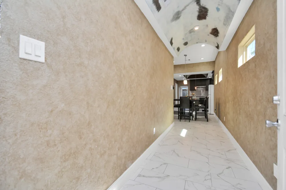 2705 S Fox Street Houston, TX 77003