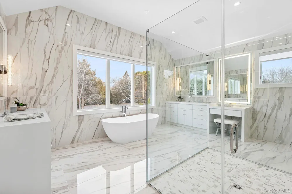 4 Heatherwood Lane Quogue, NY 11959