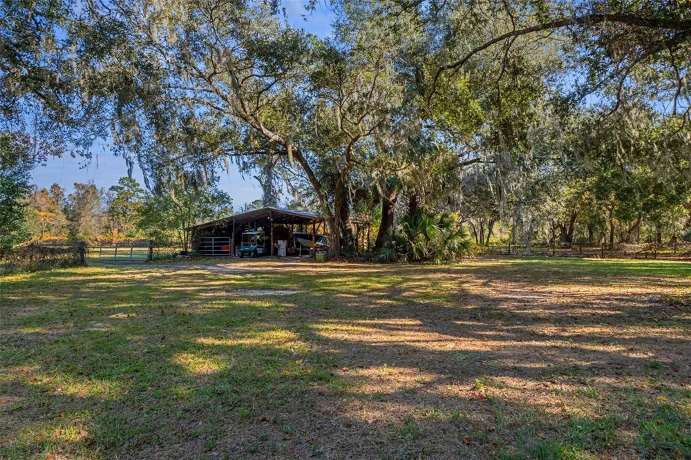 27910 DEBBIE ROAD Okahumpka, FL 34762