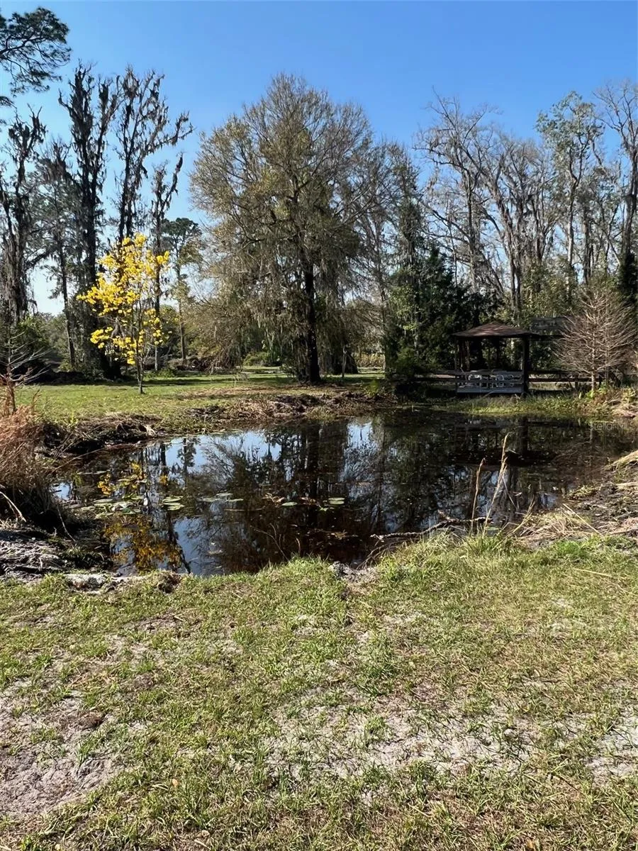 27910 DEBBIE ROAD Okahumpka, FL 34762