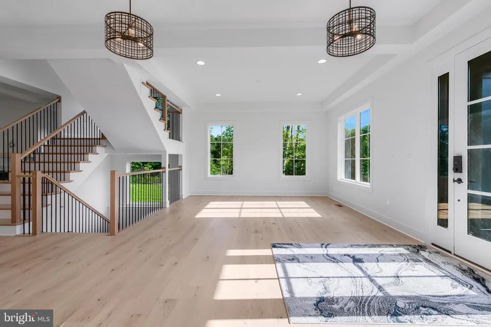 9209 FRANKS POINT LANE Lorton, VA 22079