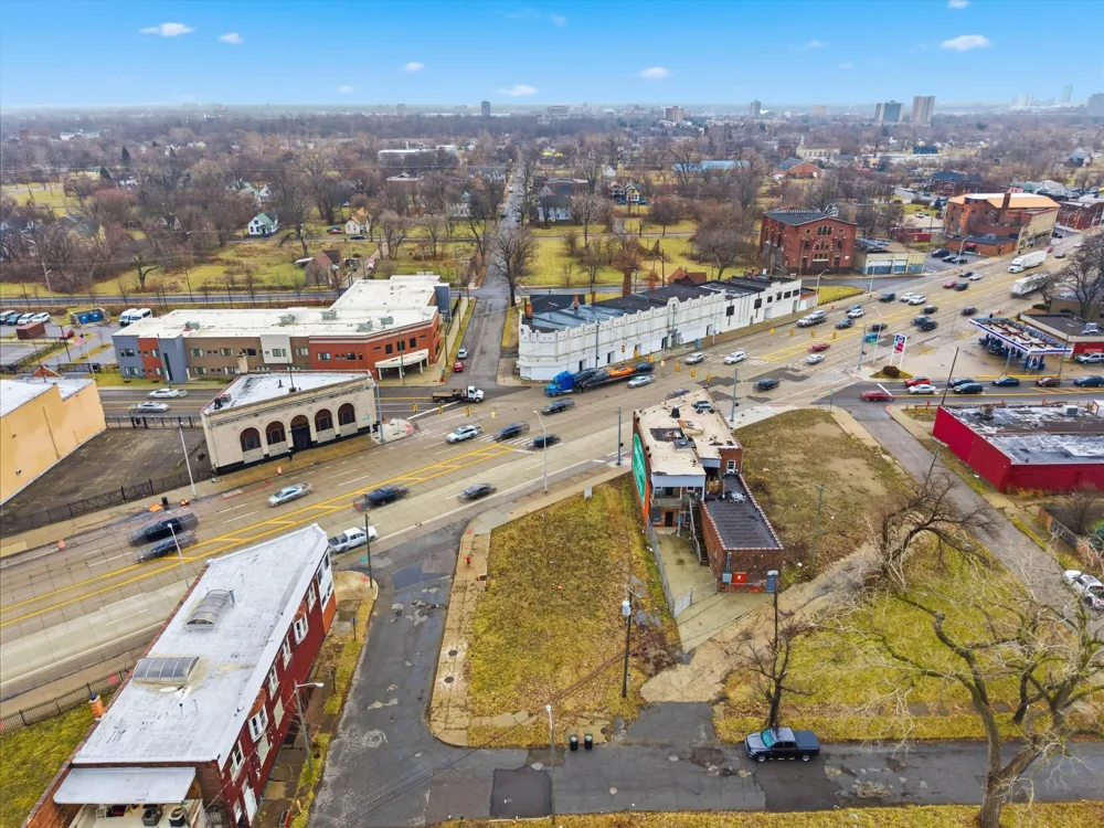3347 Gratiot Avenue Detroit, MI 48207