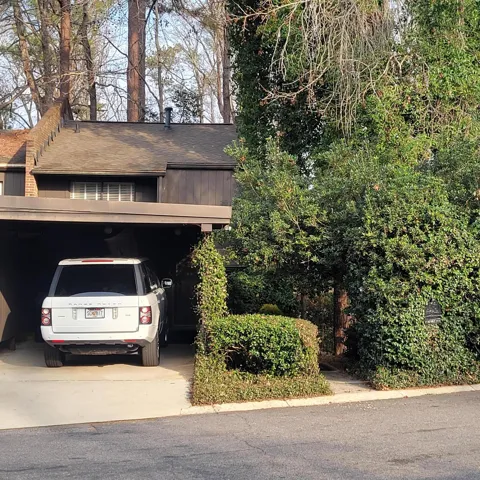 3502 Prestwick Drive