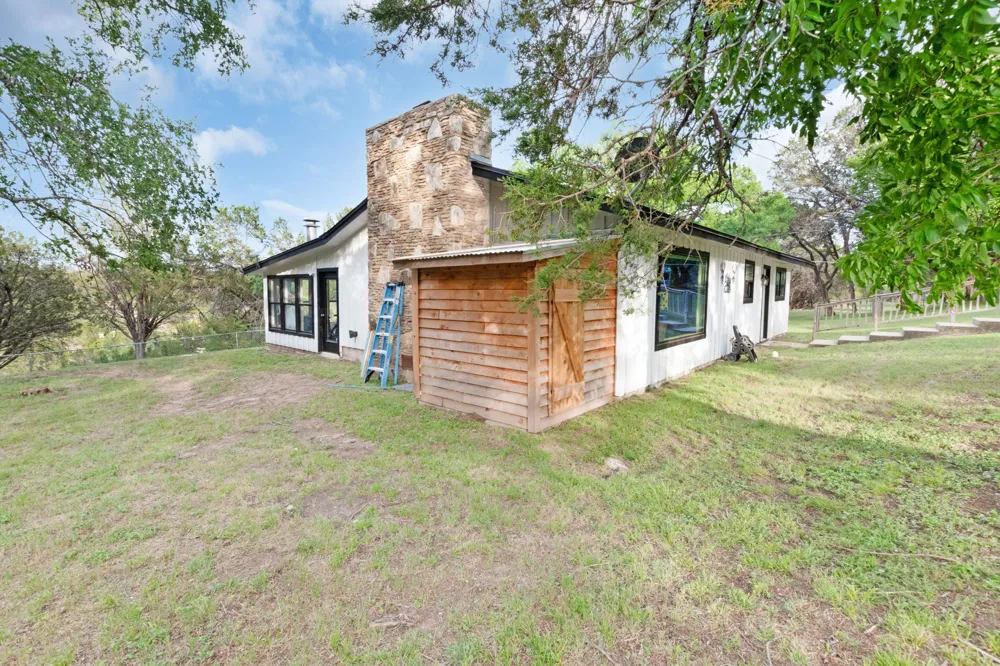 1052 PR 4405 Kempner, TX 76539