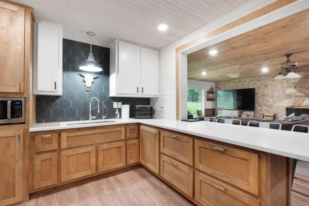 1052 PR 4405 Kempner, TX 76539