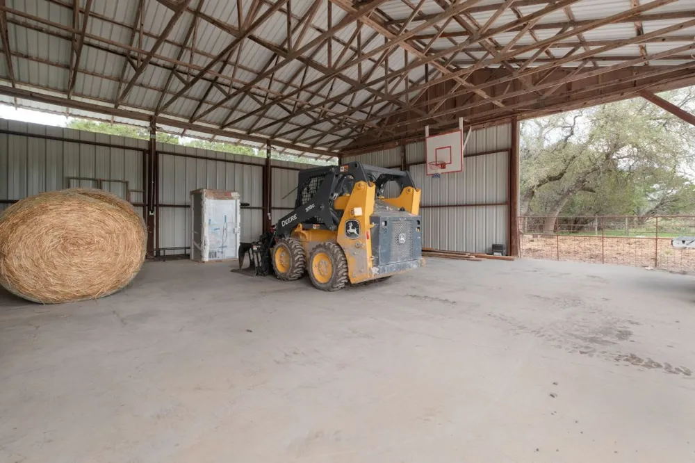 1052 PR 4405 Kempner, TX 76539