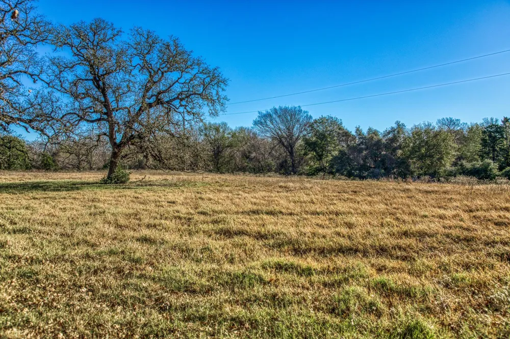 9354 Fm 2780 Burton, TX 77835