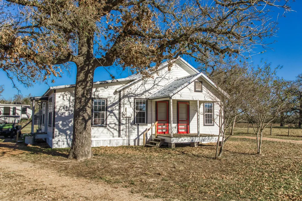 9354 Fm 2780 Burton, TX 77835