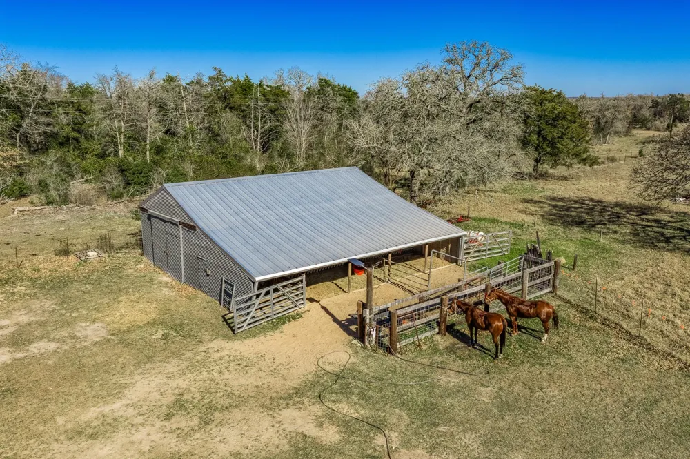 9354 Fm 2780 Burton, TX 77835