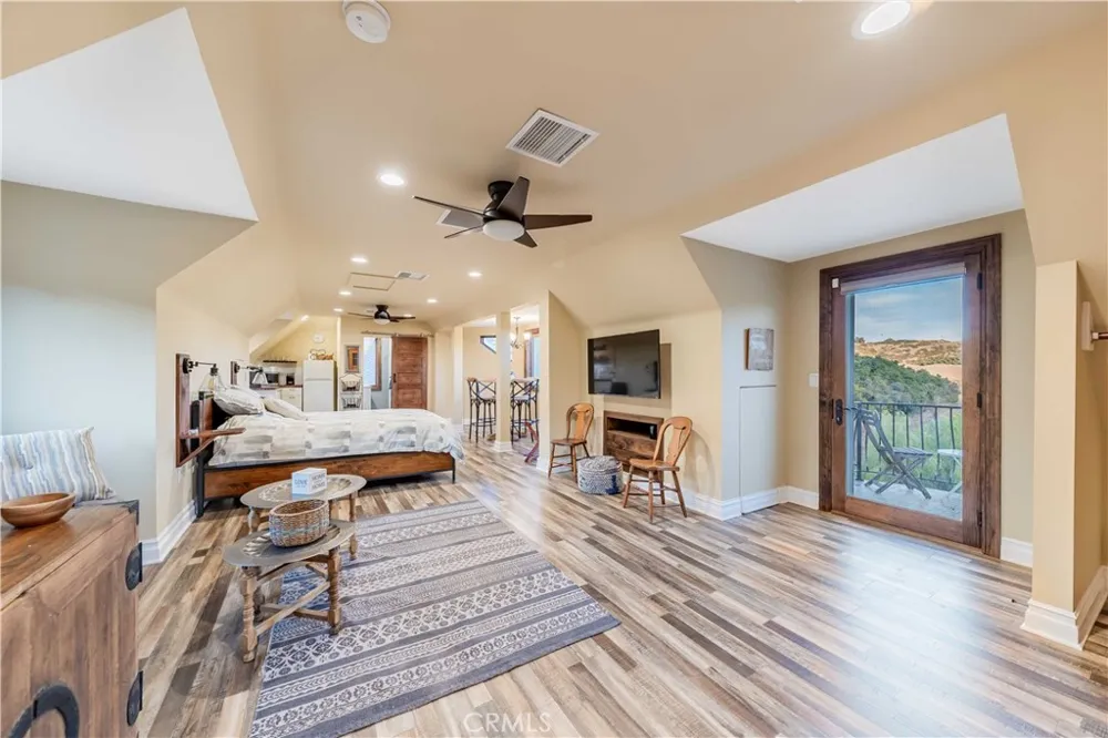 26525 Carancho Road Temecula, CA 92590