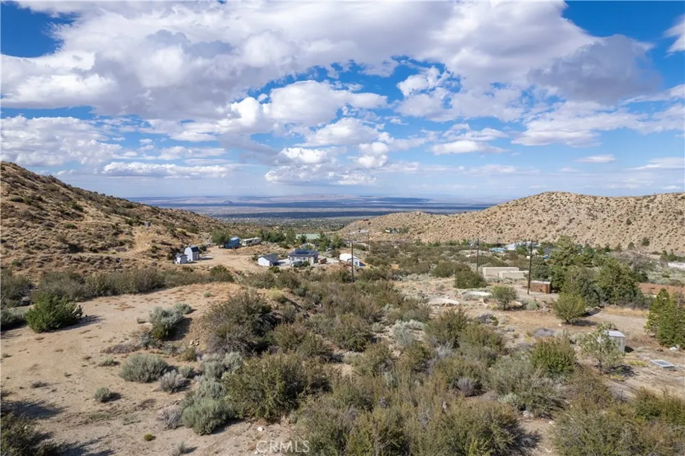 8160 Green Road Pinon Hills, CA 92372