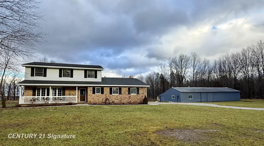 11890 Swan Creek Road Swan Creek Township, MI 48609