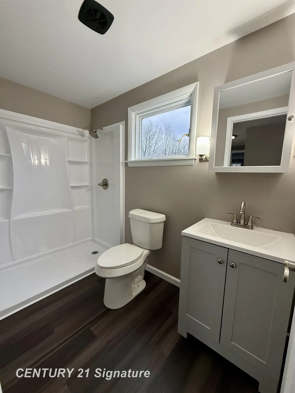 11890 Swan Creek Road Swan Creek Township, MI 48609