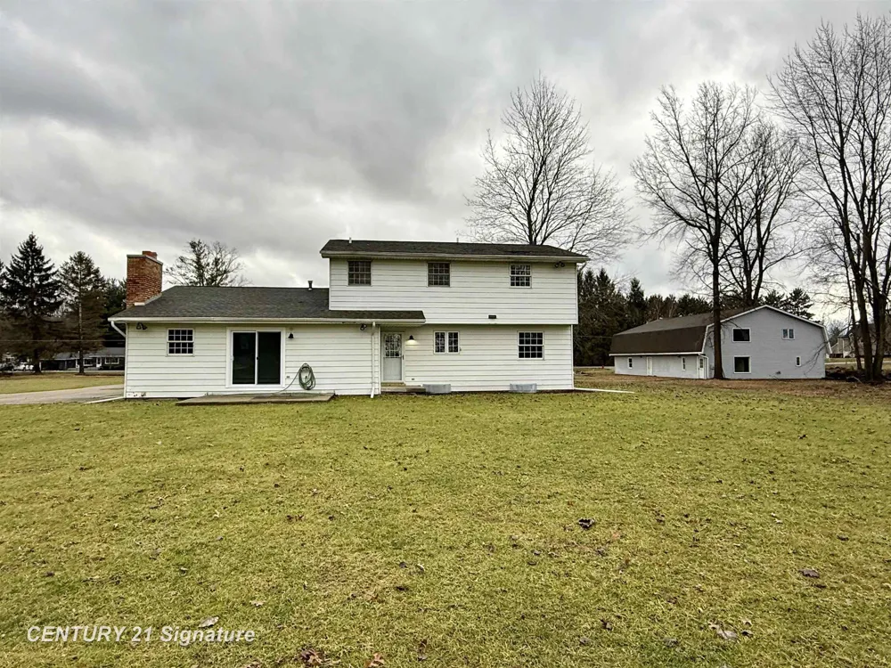 11890 Swan Creek Road Swan Creek Township, MI 48609