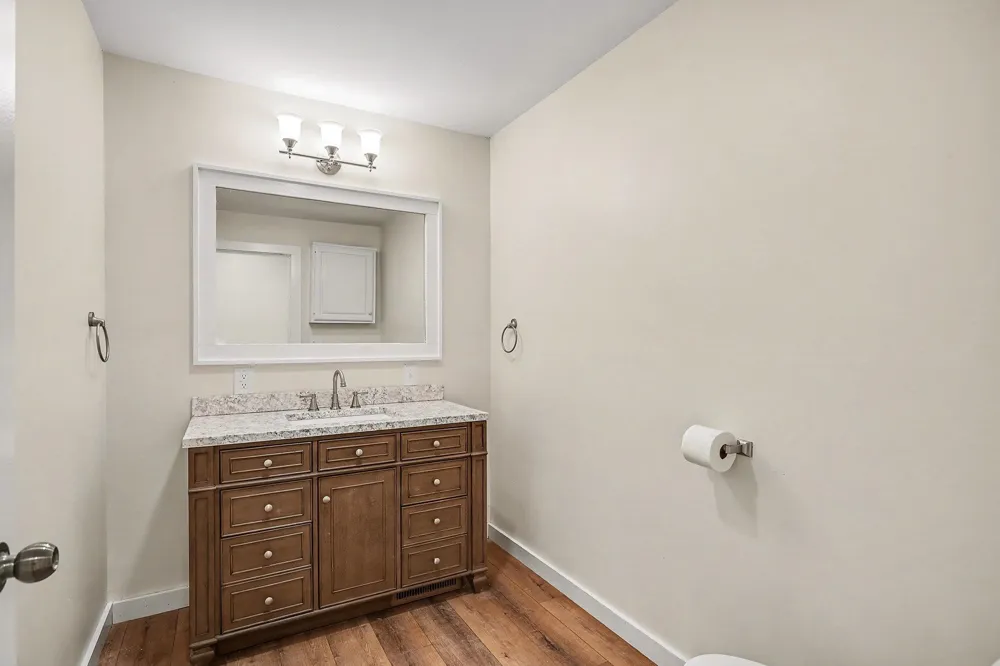 6386 E Washington Hamilton Township, MI 48847