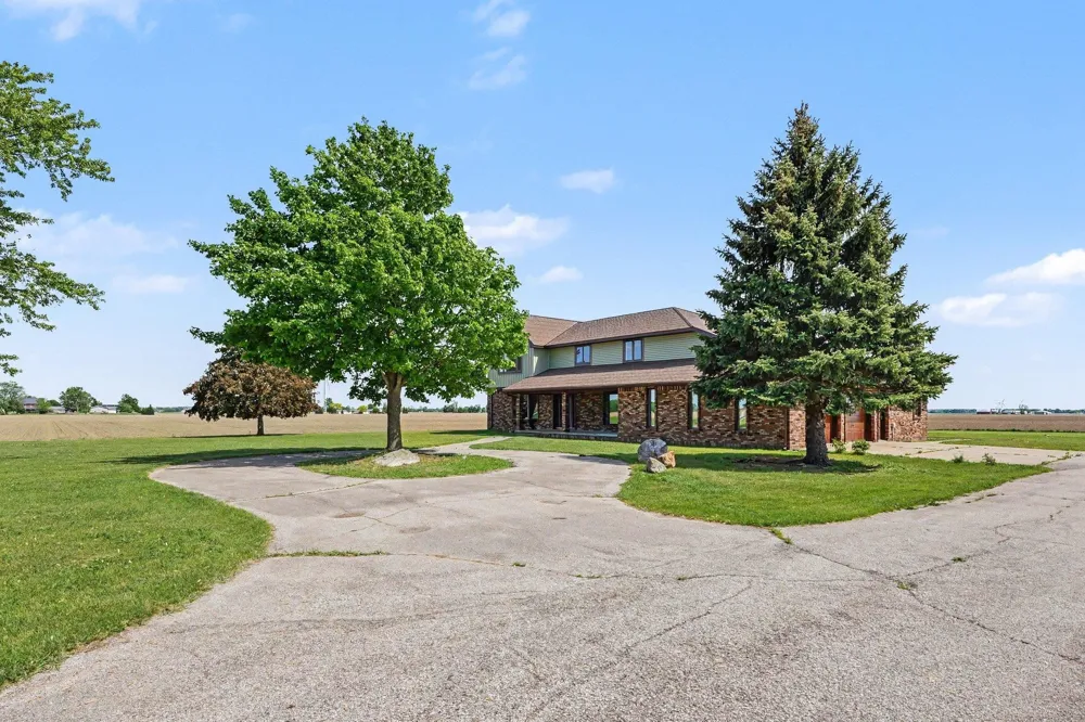 6386 E Washington Hamilton Township, MI 48847