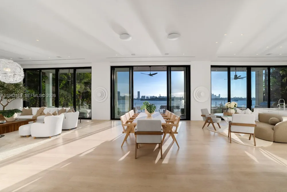 33 E Dilido Dr Miami Beach, FL 33139