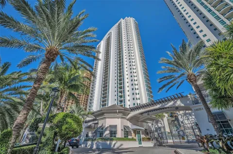 16051 Collins Ave #2001