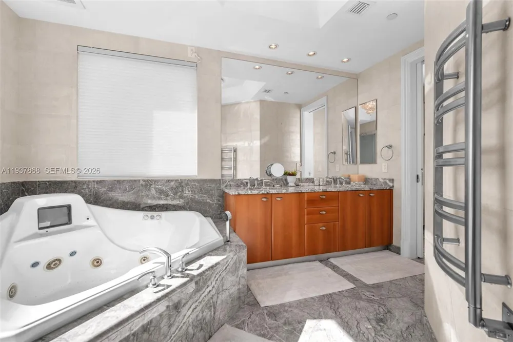 16051 Collins Ave #2001 Sunny Isles Beach, FL 33160