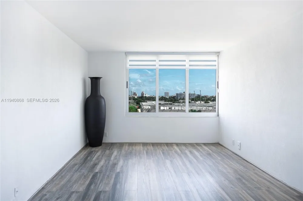 1200 West Ave #708 Miami Beach, FL 33139