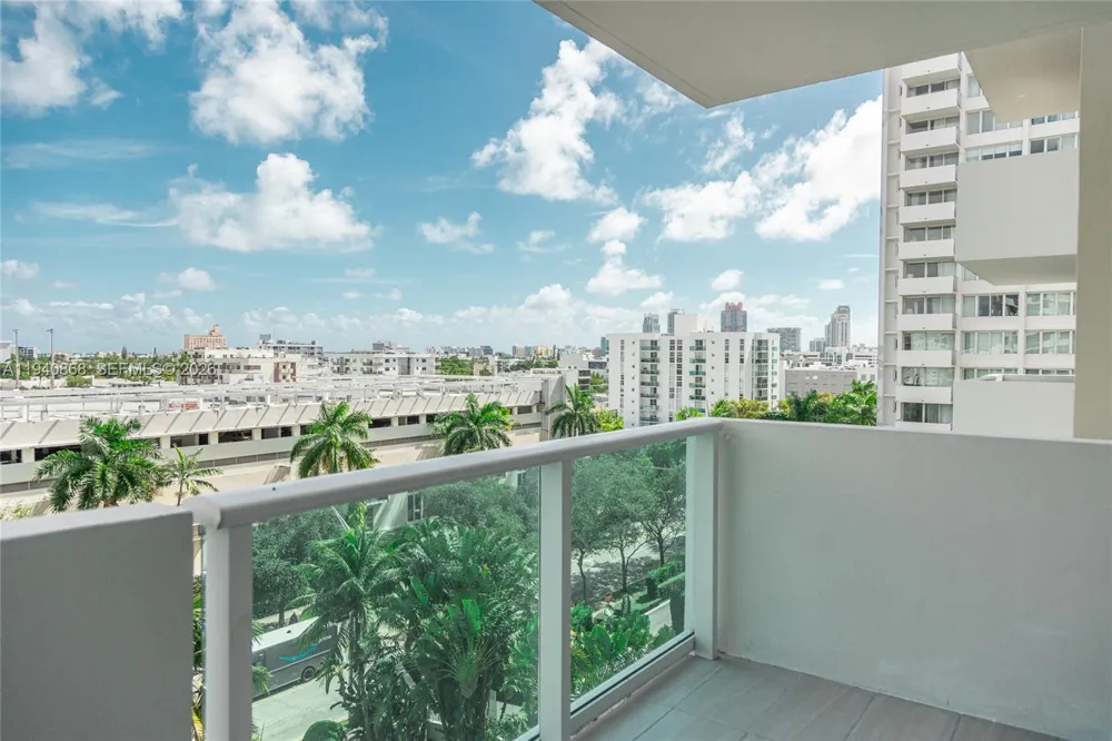 1200 West Ave #708 Miami Beach, FL 33139