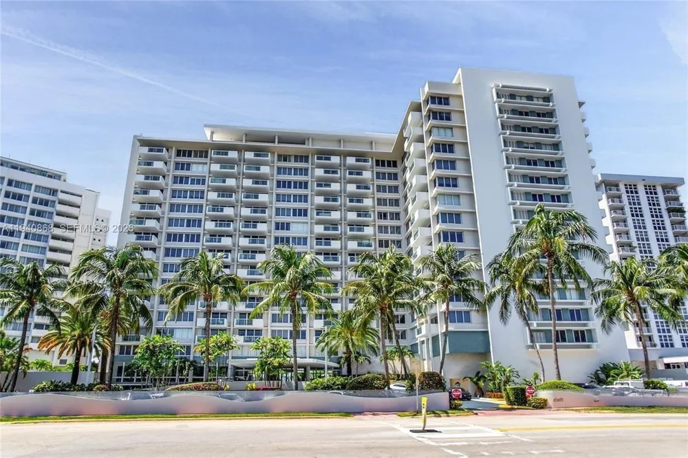 1200 West Ave #708 Miami Beach, FL 33139