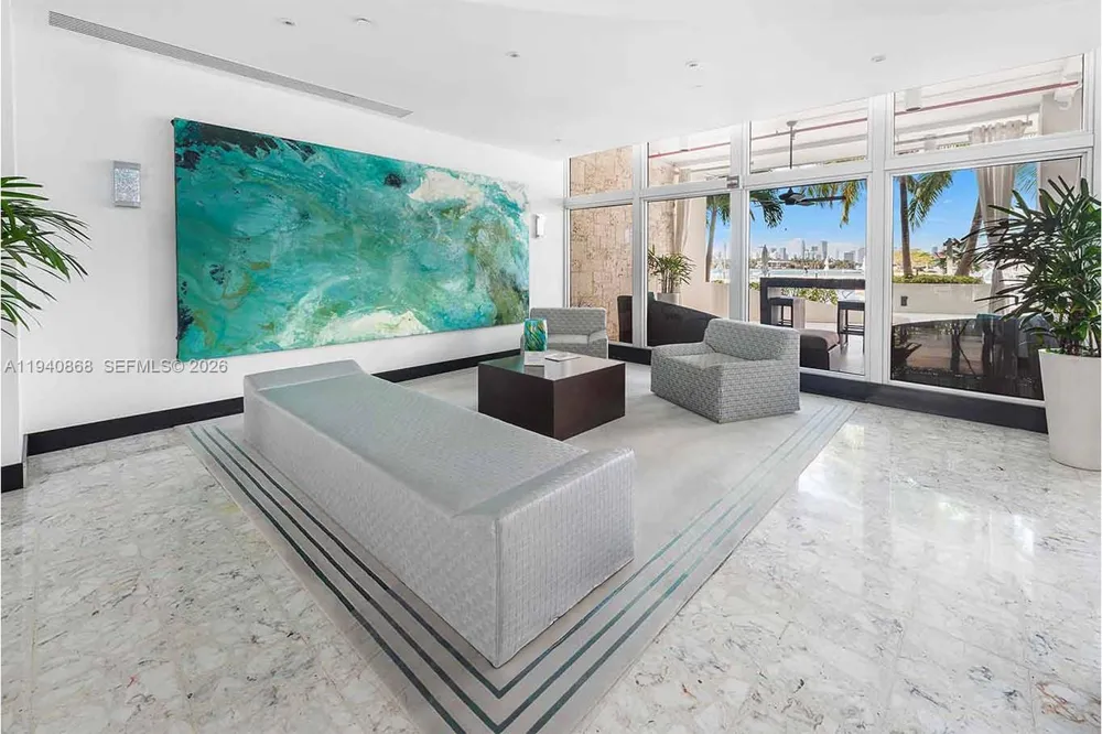 1200 West Ave #708 Miami Beach, FL 33139