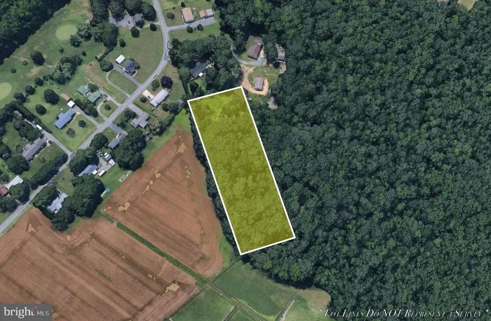 589 ARTIS DR Dover, DE 19904