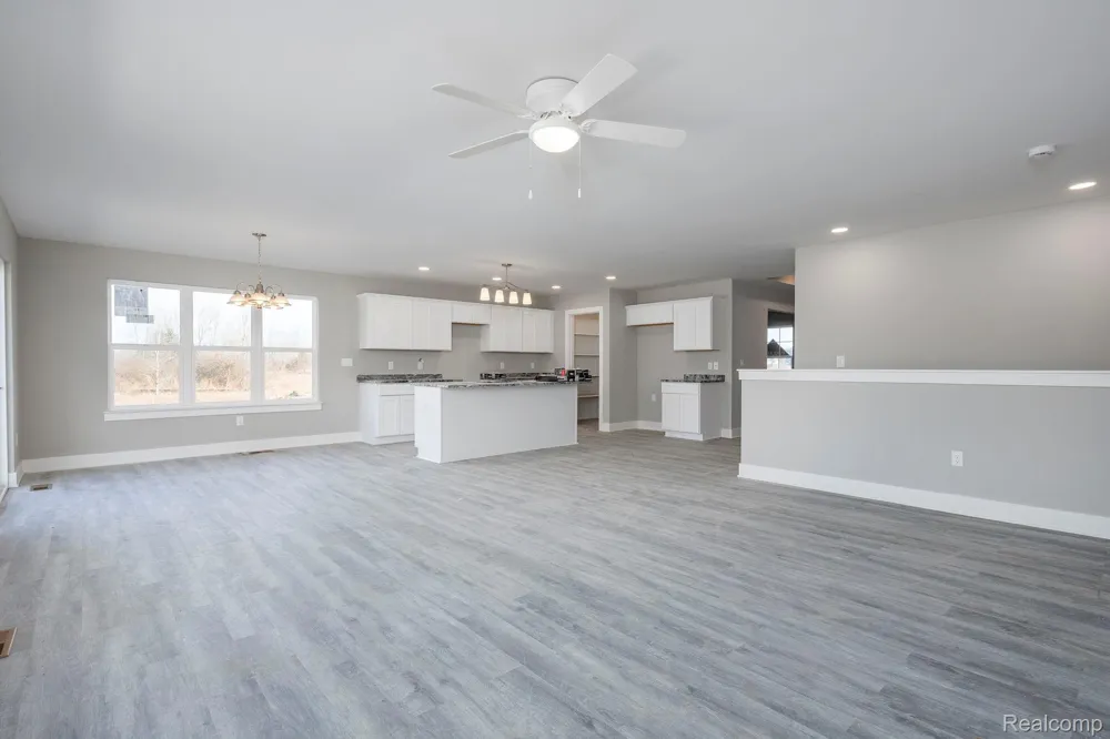 2367 Baltimore Davison City, MI 48423