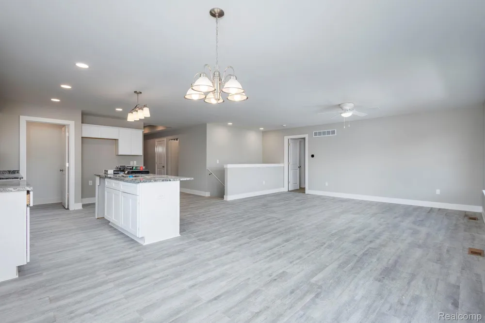 2367 Baltimore Davison City, MI 48423