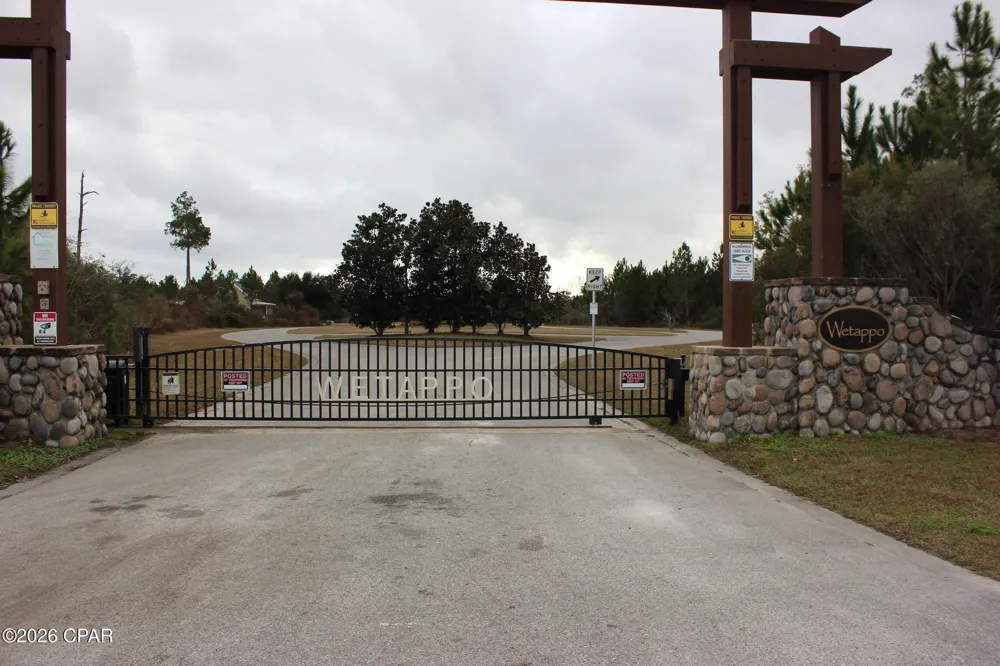 114 Widewater Circle Wewahitchka, FL 32465