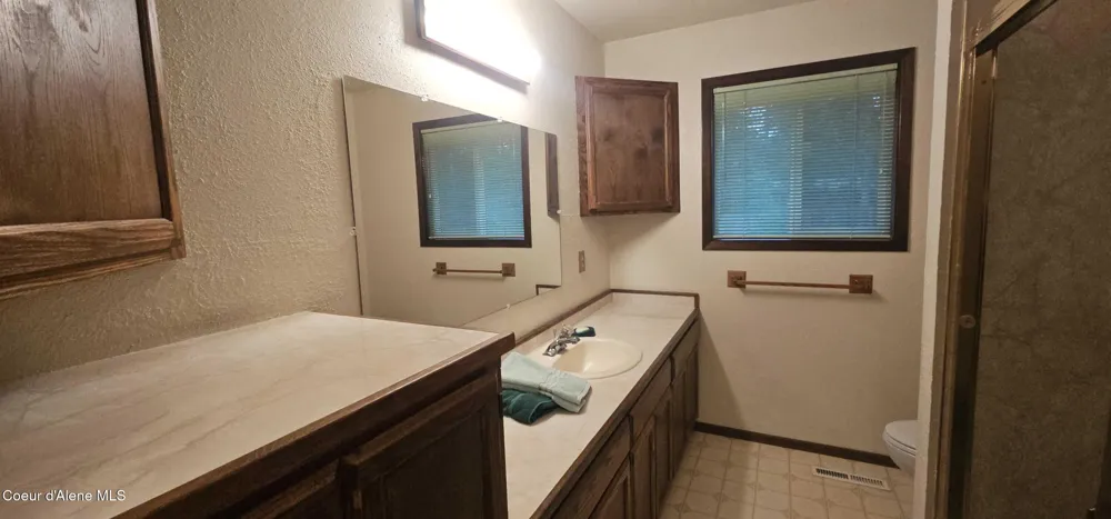 380 Vedelwood Drive Sandpoint, ID 83864