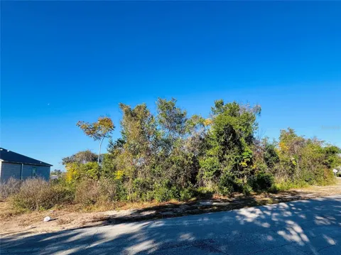 2106 E GLORIA DRIVE