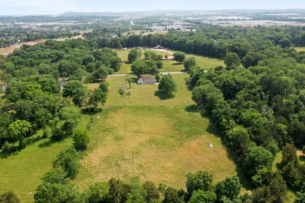 4100 Maxwell Rd Antioch, TN 37013