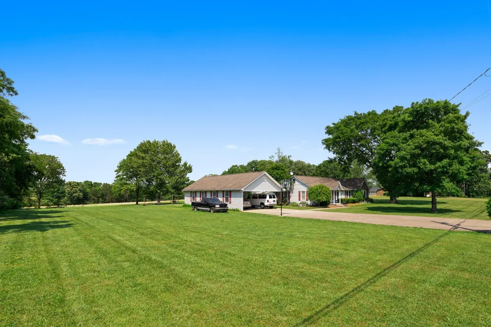 4100 Maxwell Rd Antioch, TN 37013