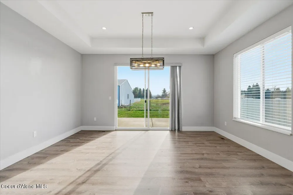 3294 W Giovanni Lane Hayden, ID 83835
