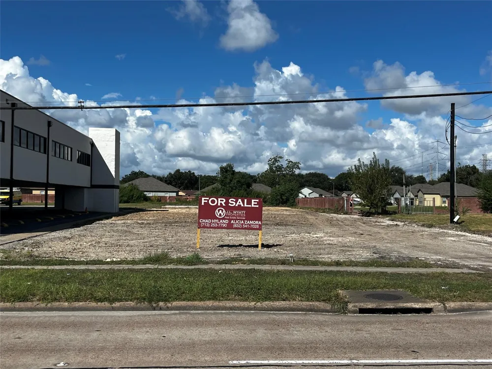 2310 Center Street Deer Park, TX 77536