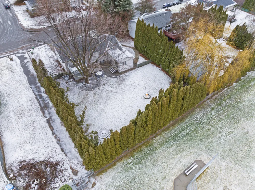 206 S MOEN STREET Spokane Valley, WA 99016