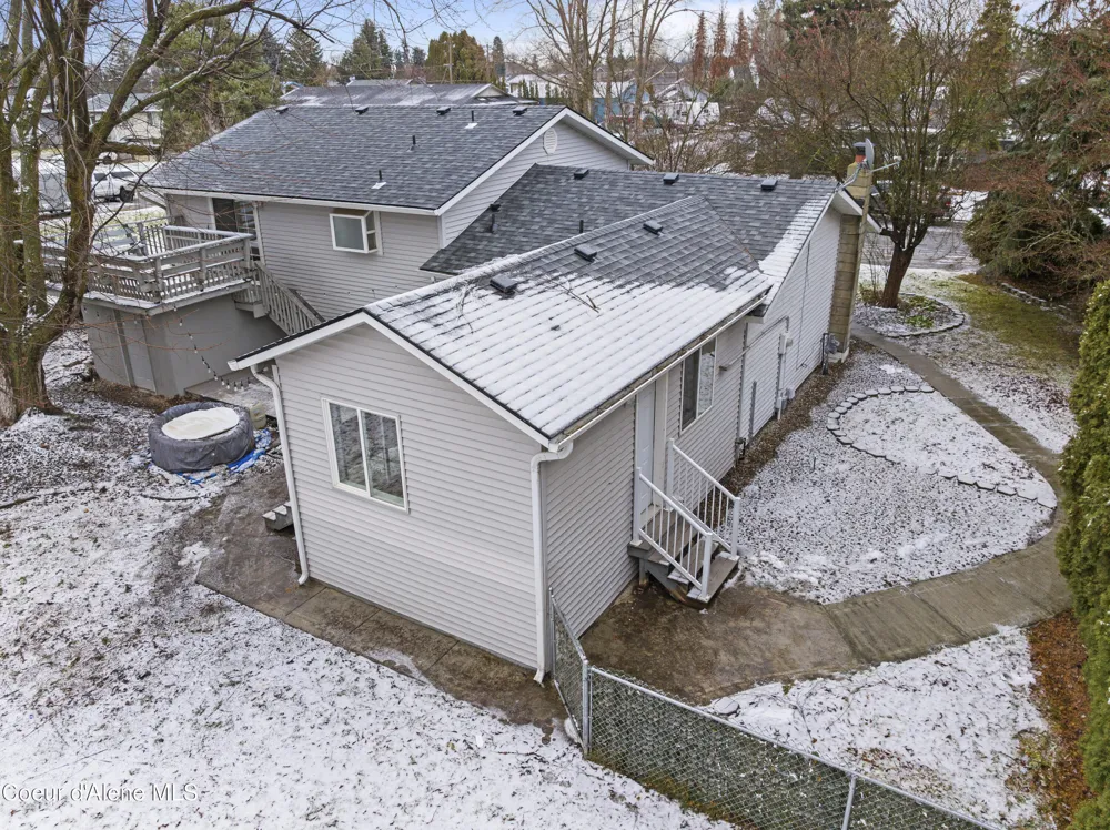 206 S MOEN STREET Spokane Valley, WA 99016