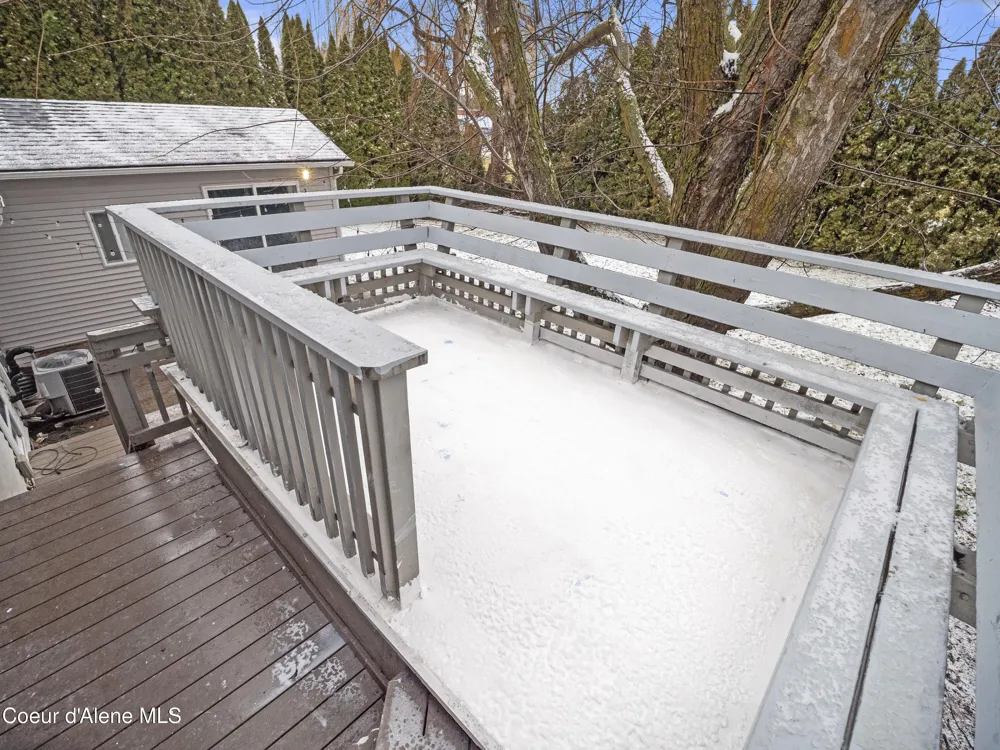 206 S MOEN STREET Spokane Valley, WA 99016