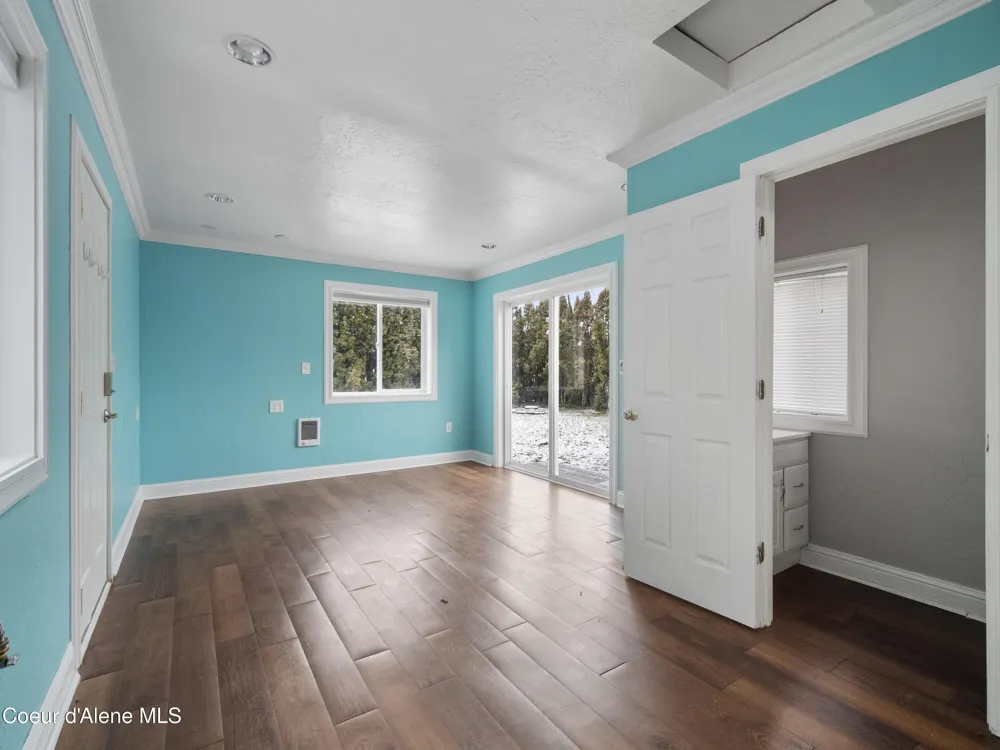 206 S MOEN STREET Spokane Valley, WA 99016