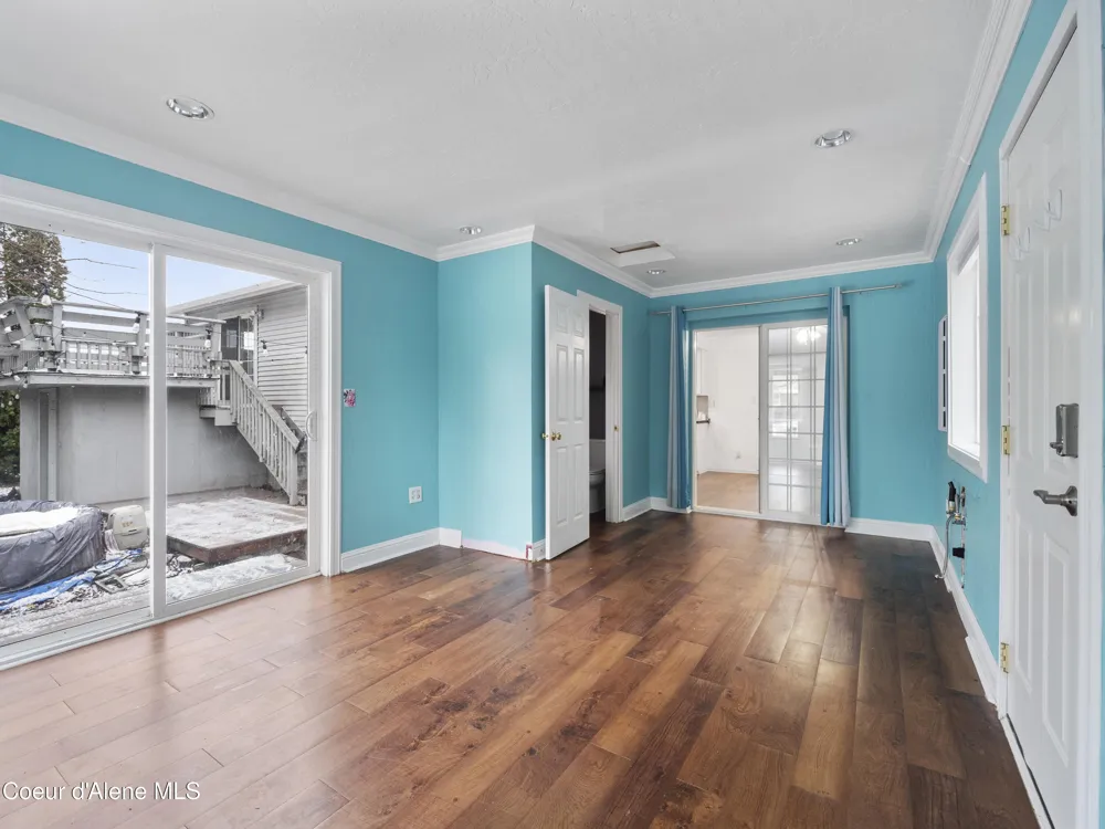 206 S MOEN STREET Spokane Valley, WA 99016