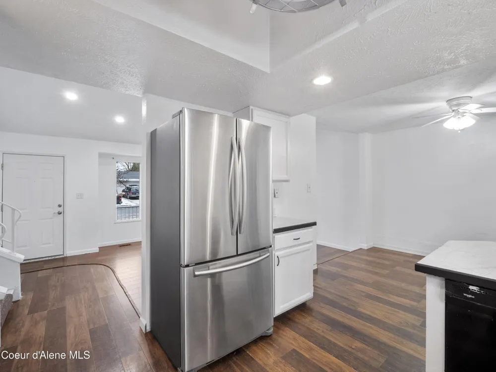 206 S MOEN STREET Spokane Valley, WA 99016