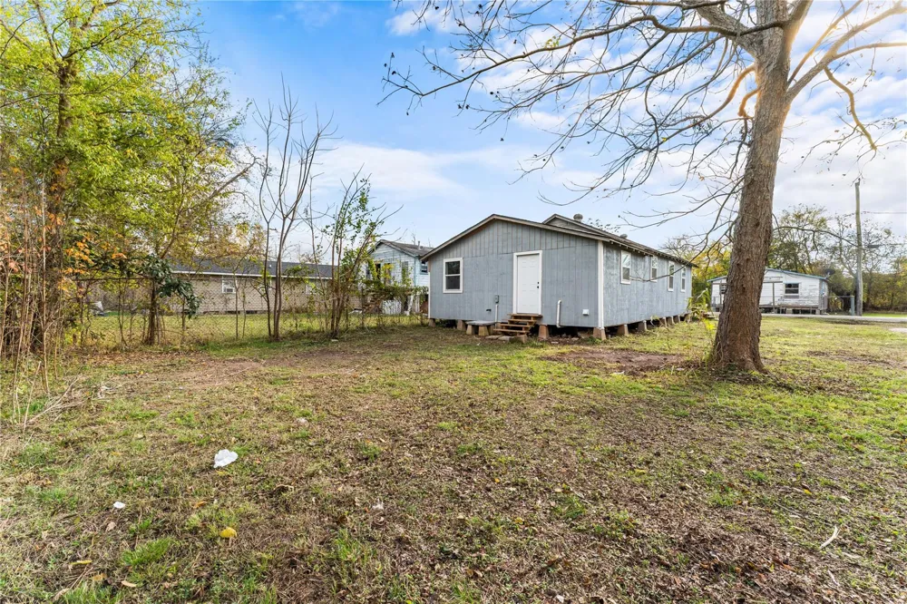 1608 Connie Street Wharton, TX 77488