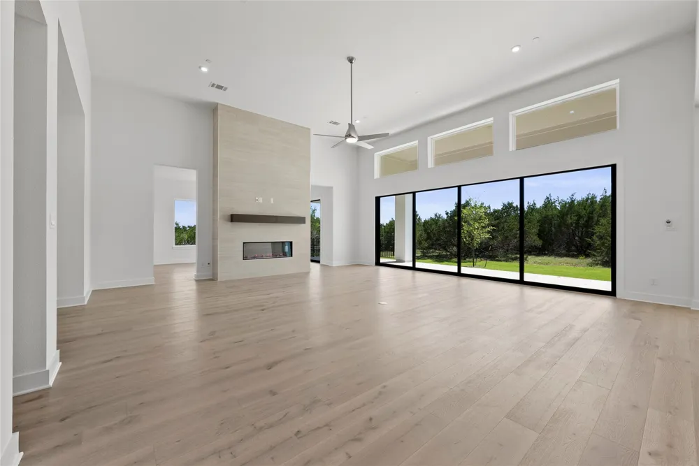 2321 Council Springs Pass Leander, TX 78641