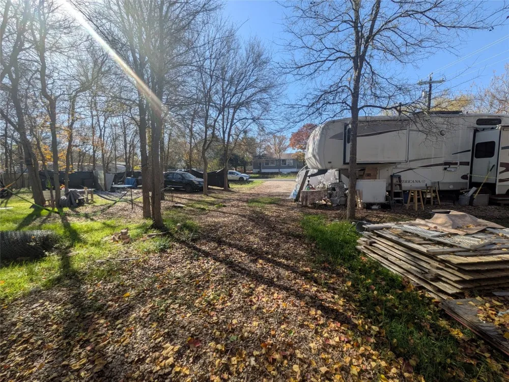 14800 Vevey Drive Del Valle, TX 78617