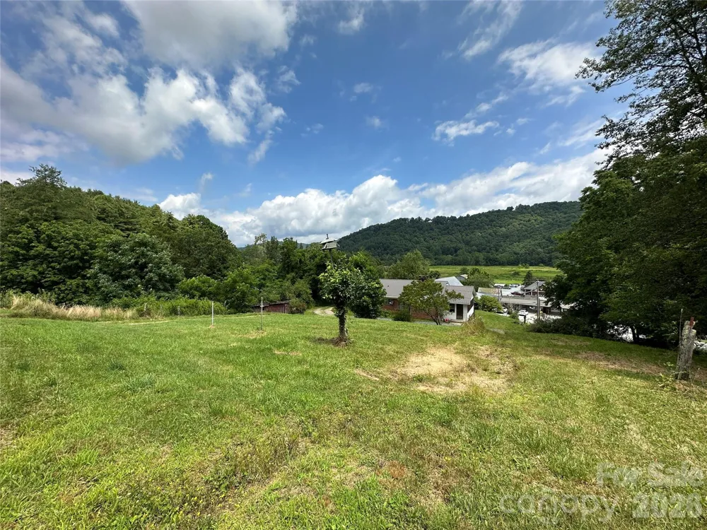 3606 NC Highway 194 S Sugar Grove, NC 28679