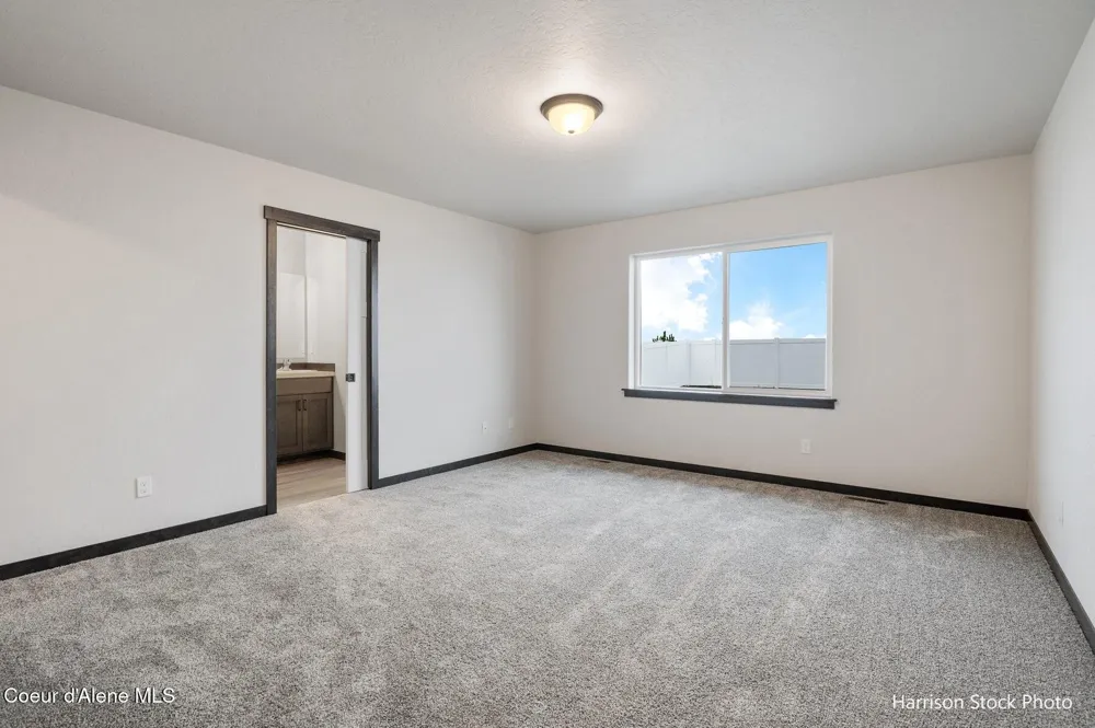 12182 LENNON LANE Rathdrum, ID 83858