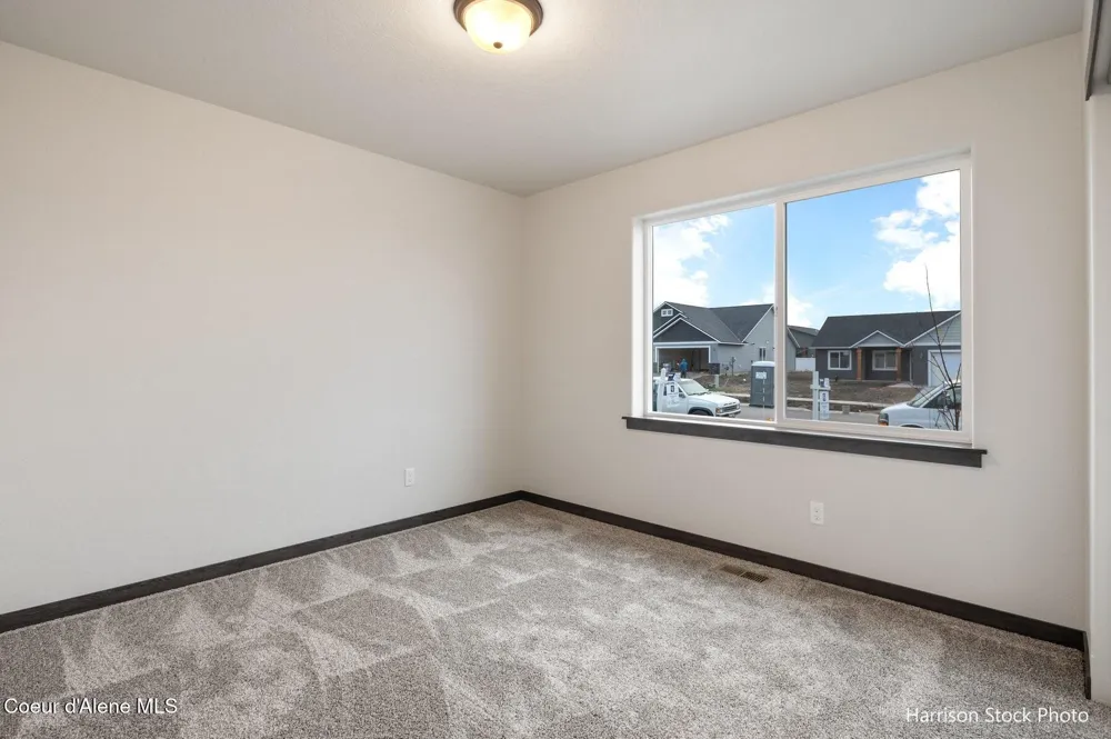 12182 LENNON LANE Rathdrum, ID 83858