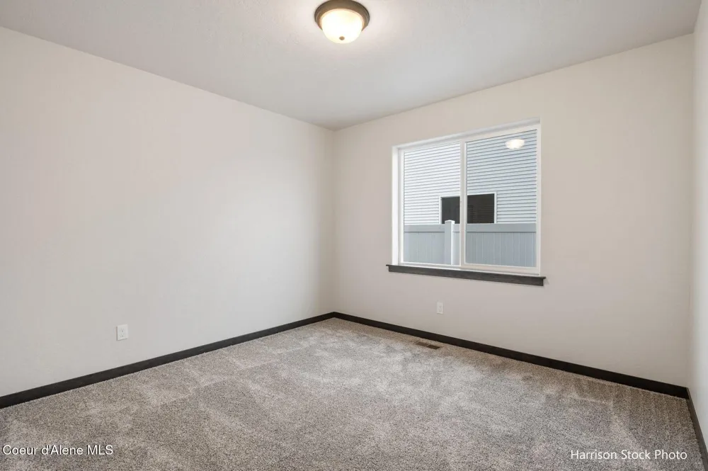 12182 LENNON LANE Rathdrum, ID 83858